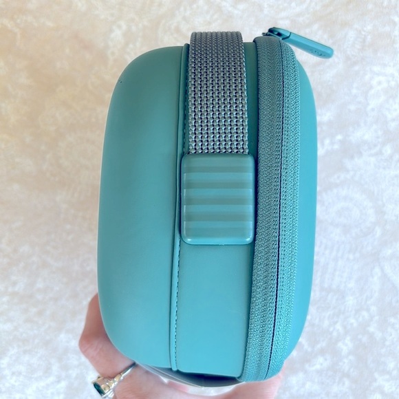 Brand New Willow Pump Anywhere Case Travel Breastfeeding Nursing Teal - Picture 12 of 16